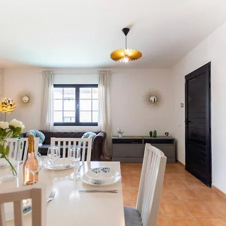 Blue Surf House Hostel Corralejo